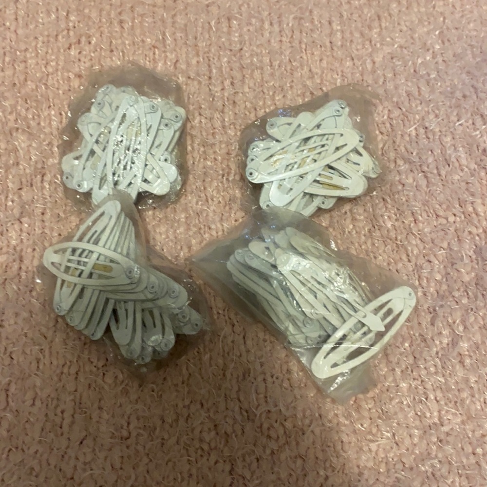 Hair clips